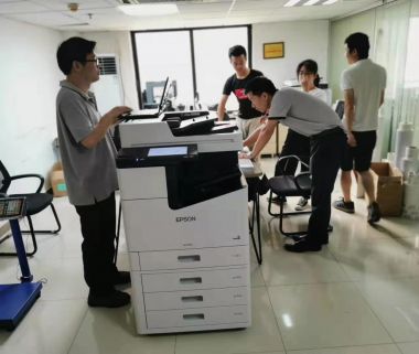 恭祝东莞宏力条码成功与誉贸达成虫虫漫画租赁合作